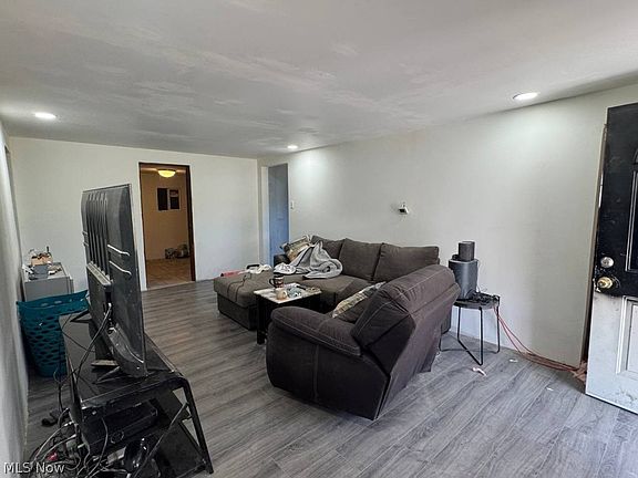 3rd image of 39775 Rosemary Camp Rd