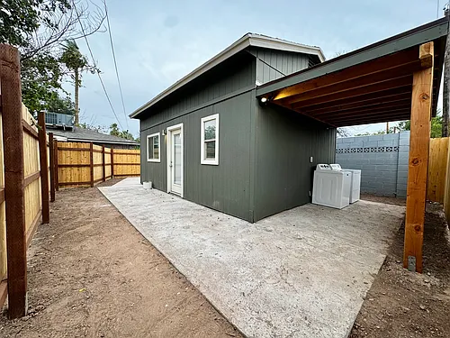 104 E Vista Del Cerro Dr #A Photo 1 104 E Vista Del Cerro Dr #A Photo 1