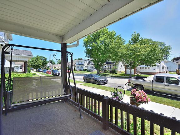 3rd image of 2024 Quincy AVENUE