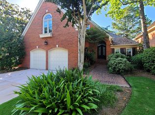 5700 Brookside Pl, Roswell, GA 30076