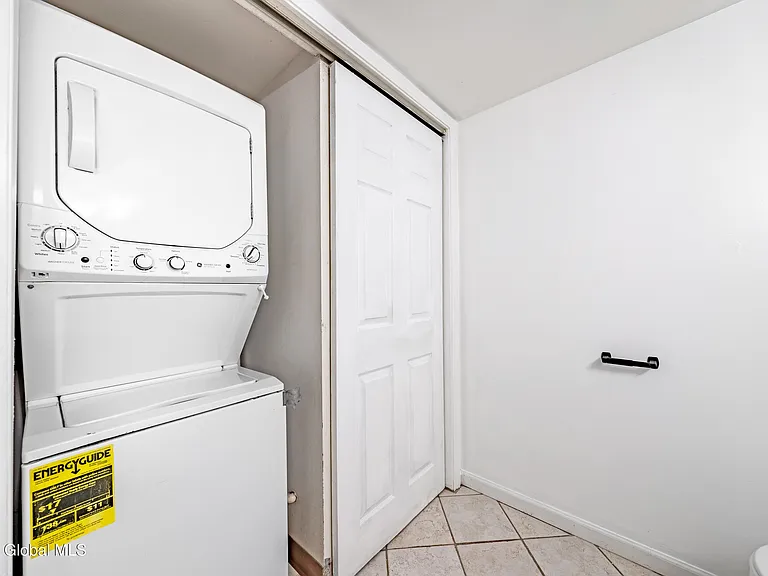 208 Whitetail Ct — Photo 8