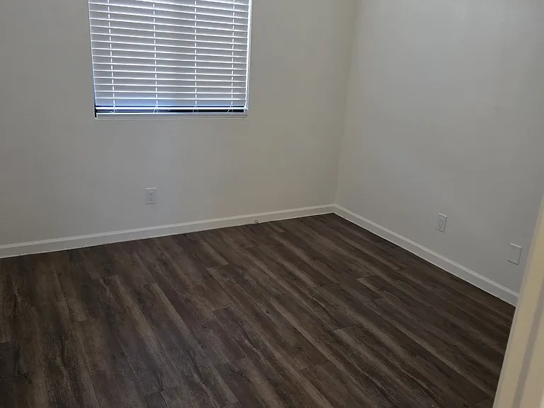 1311 N Gila St #3 — Photo 21
