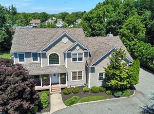 68 Belleview Ave, Butler, NJ 07405