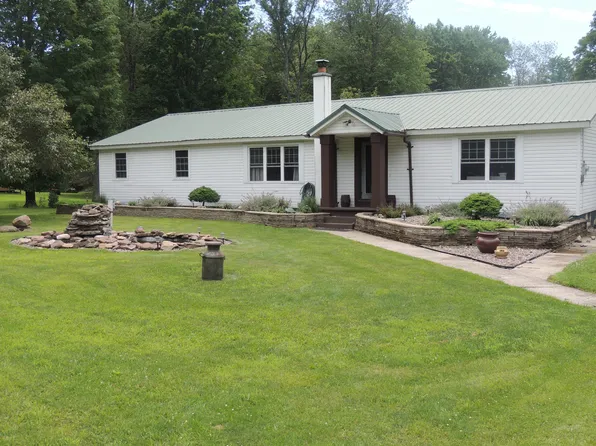 269 Holley Hole Rd, Constantia, NY 13044