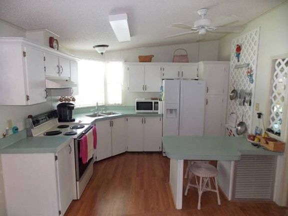2nd image of 45 Berna Cir