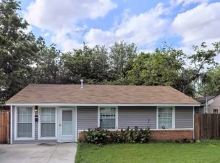 3927 Orlando Ct, Dallas, TX 75211