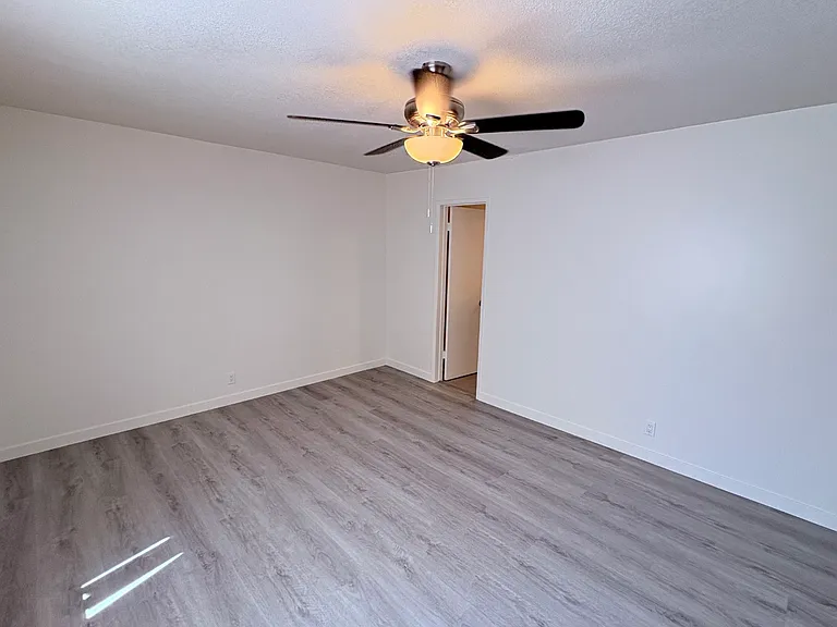 3922 Ash St — Photo 22