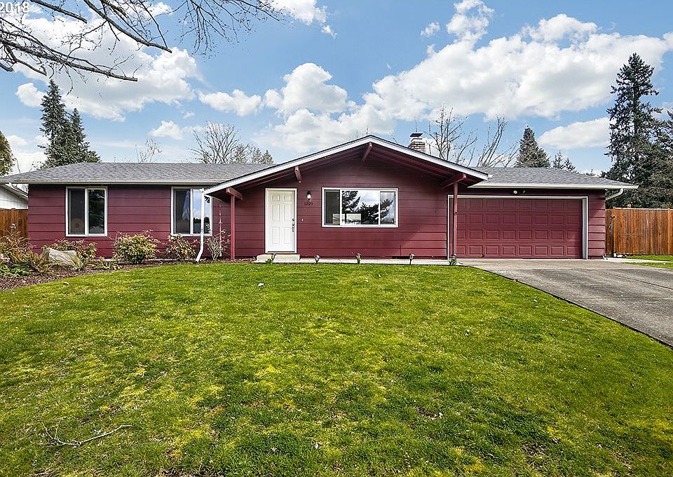 1st image of 1205 NE 122nd Ave