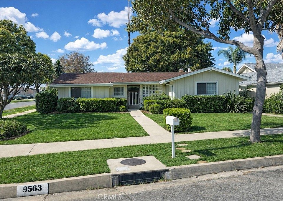 1st image of 9563 Greening Ave