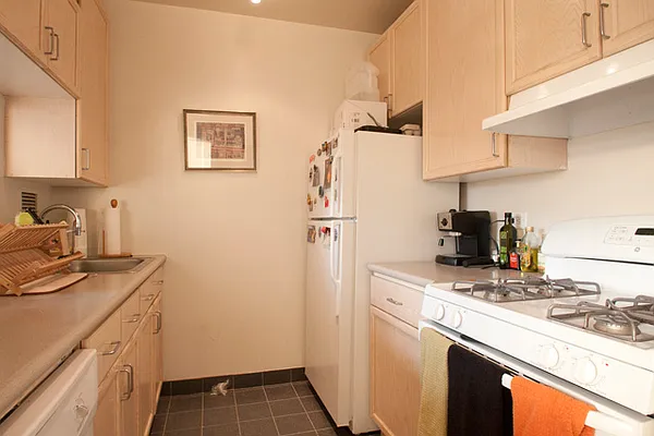 Rented by Cooper & Cooper Real Estate | media 1