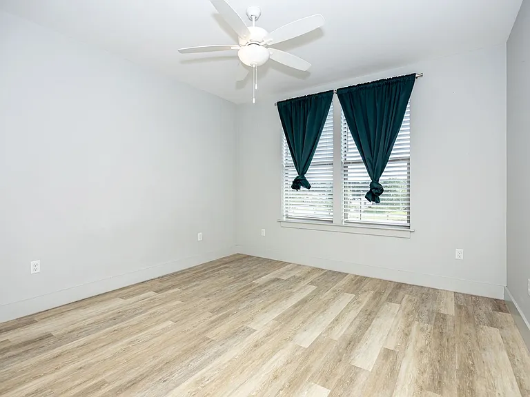 2501 Bienville Blvd #424 — Photo 27
