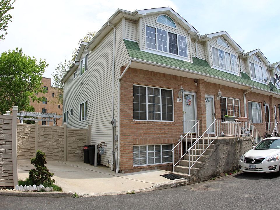 1st image of 105 Woodcutters Ln