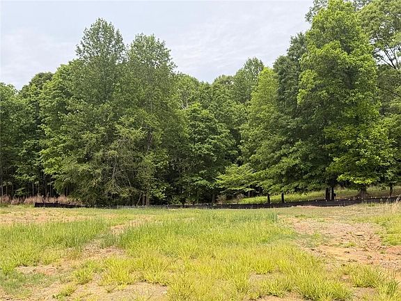 5th image of 405 Cooper Bridge Rd #2