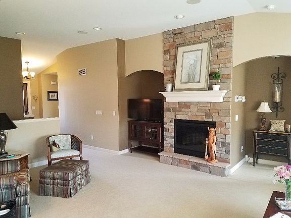 4th image of 3112 Summerhill Ln