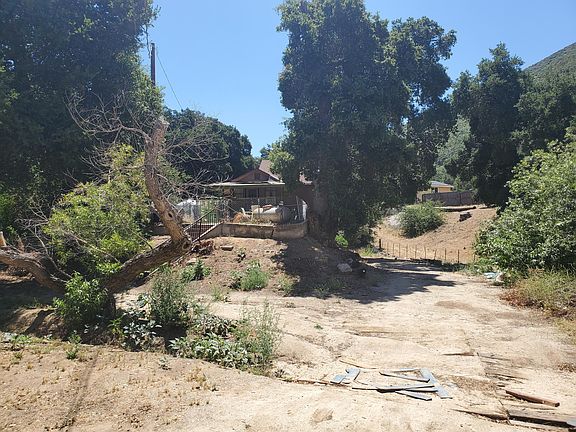 4th image of 39430 Calle Laguna
