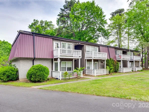 831 McAlway Rd, Charlotte, NC 28211