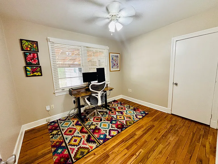 6035 Government St — Photo 11