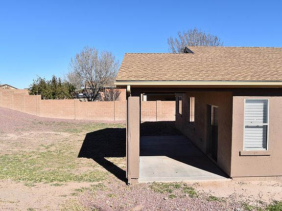 4th image of 1540 Essex Way