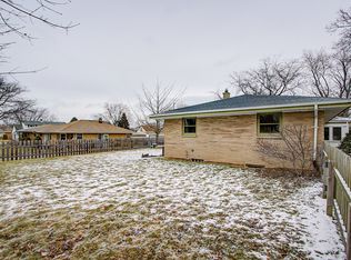 1640 Manitowoc Ave, South Milwaukee, WI 53172