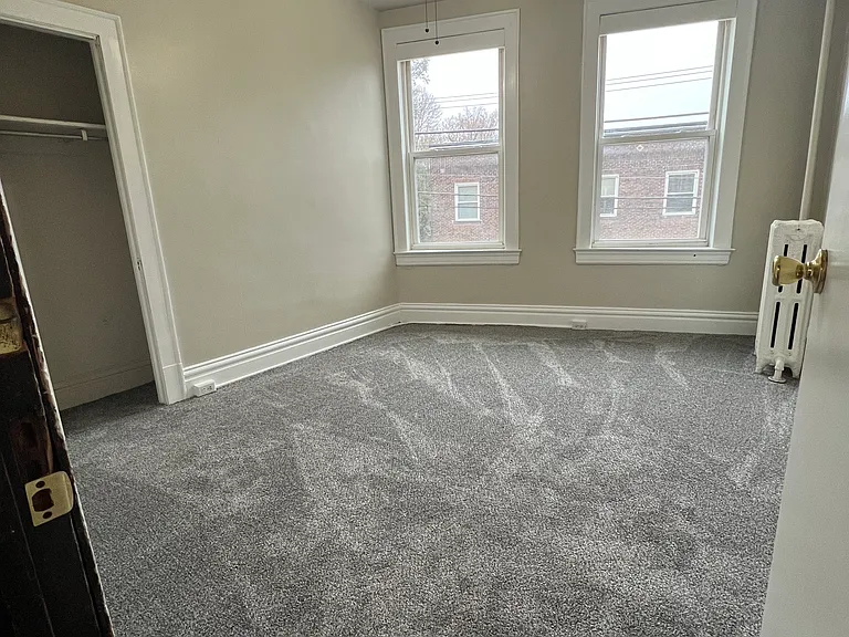 2702 Center St #1 — Photo 4