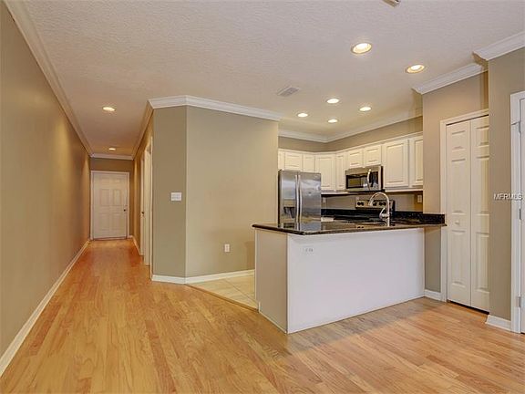 4th image of 2912 W Gandy Blvd Unit D