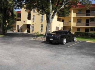 3199 Foxcroft Rd APT 313, Miramar, FL 33025
