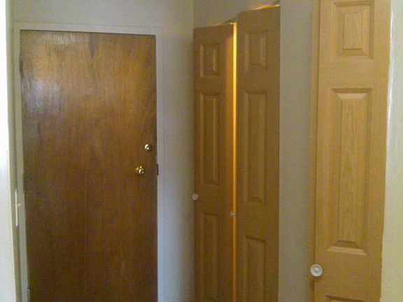 2nd image of 930 North Blvd APT 108