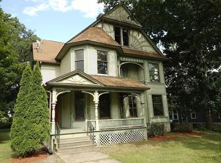 522 N Galena Ave, Dixon, IL 61021
