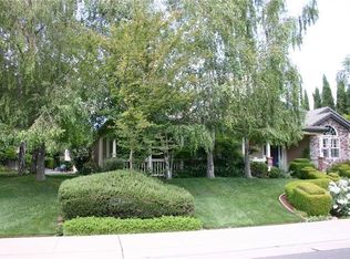 916 Fairview Dr, Woodland, CA 95695