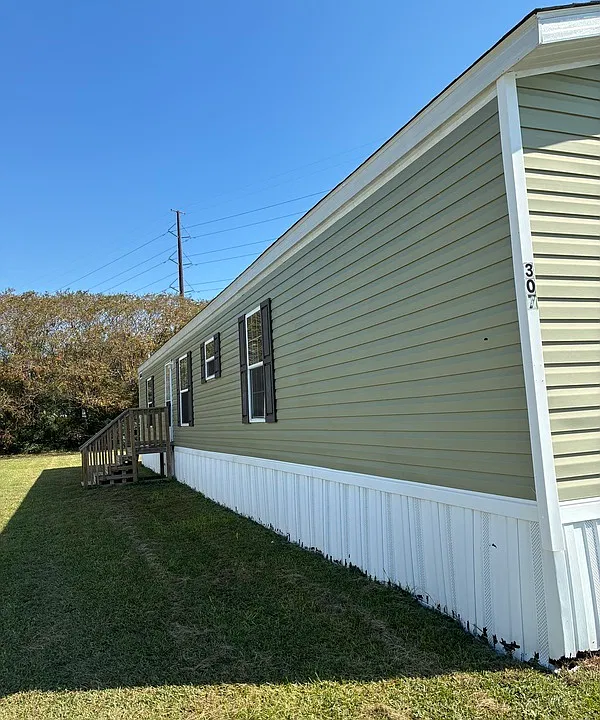 307 Tracey Ct #307