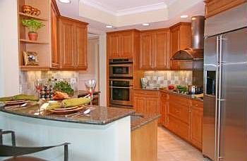 5th image of 400 Beach Dr NE APT 1801