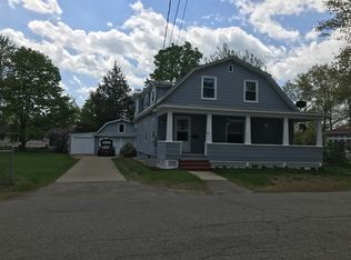 7 Clinton St, Sanford, ME 04073