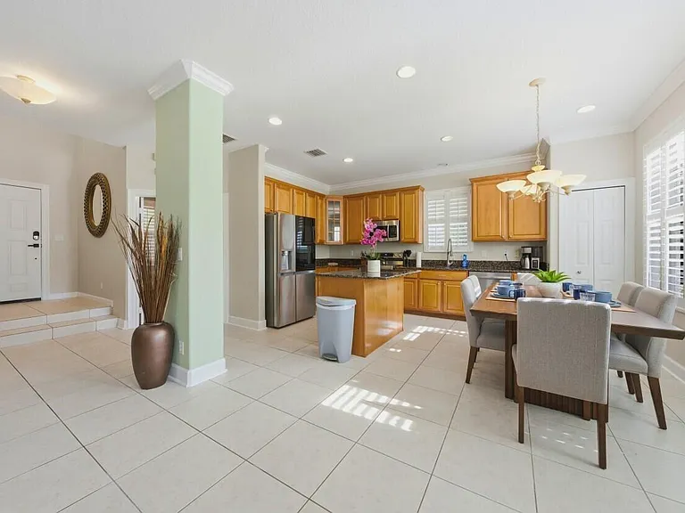 8212 Calterra Dr — Photo 15