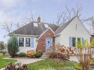 1670 Hewitt Ave, Saint Paul, MN 55104