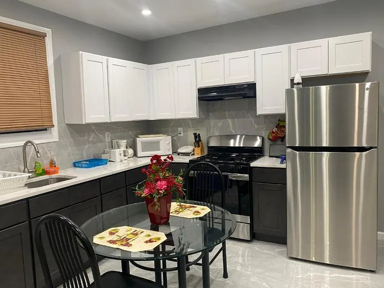 74-76 Isabella Ave #1 — Photo 8
