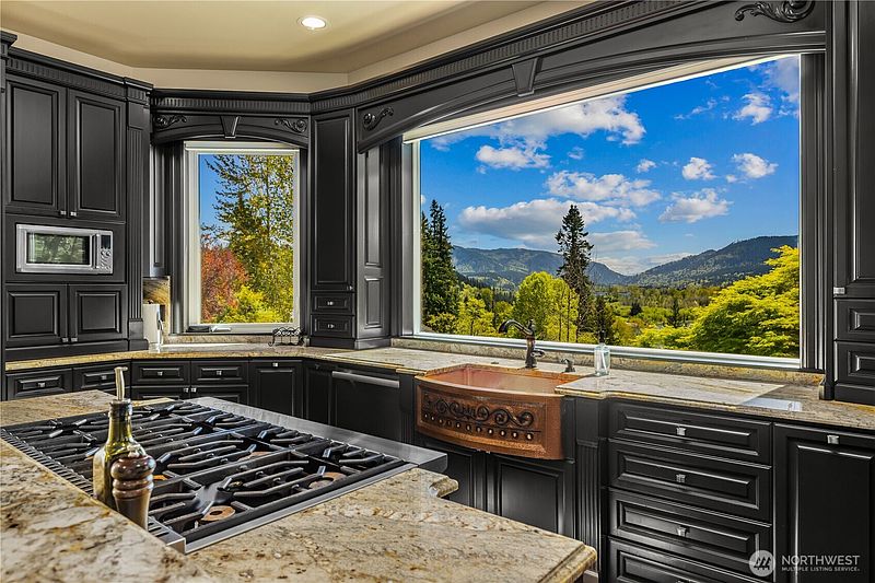 5th image of 4145 Peregrine Point Way SE