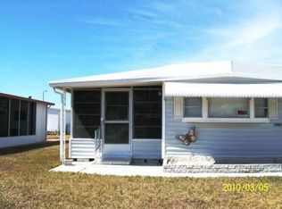 10825 Congressional Dr, Port Richey, FL 34668