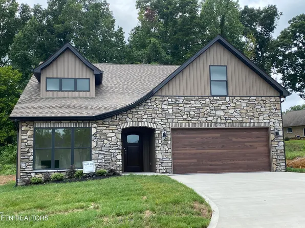 2377 Lena George Ln, Knoxville, TN 37931