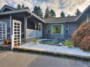 6215 Alameda Ave W, University Place, WA 98467