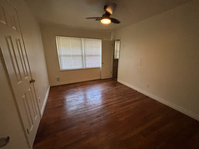 1230 Caddell Ln — Photo 9