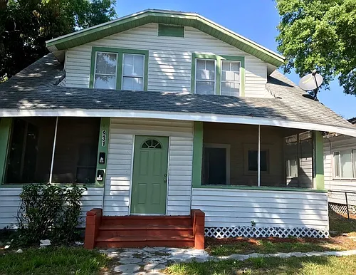 931 Newton Ave S #2 Photo 1