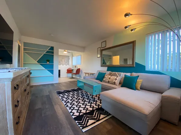4556 Bond St #2, San Diego, CA 92109