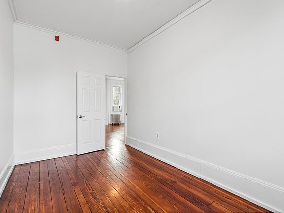 4th image of 2511 Frankford Ave Floor 2