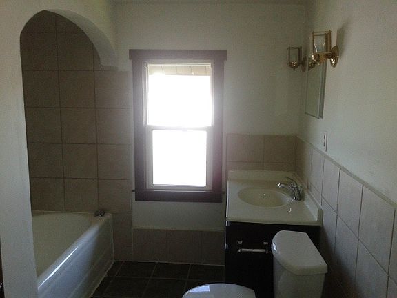 2nd image of 1522 12th St