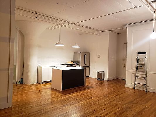 1st image of 315 Berry St APT 209