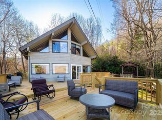 106 Fork Mountain Ln, Canton, NC 28716