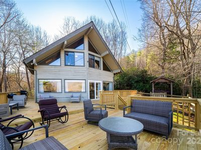 106 Fork Mountain Ln, Canton, NC, 28716