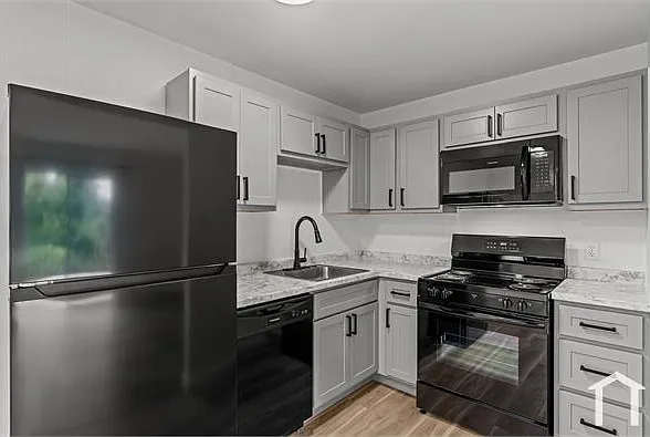 2543 Mary Ave #2543G — Photo 3