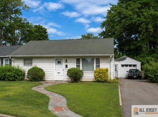 413 Belgrade St, Avenel, NJ 07001