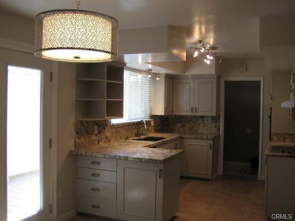 4th image of 24736 Daisy Ave